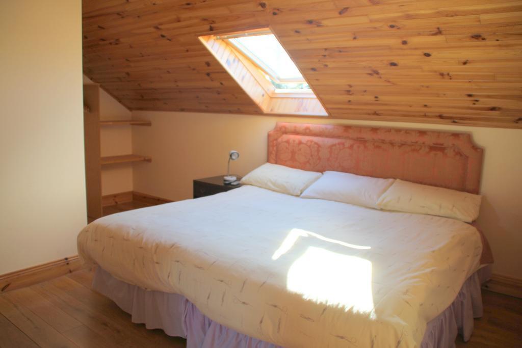 Woodview House Bed And Breakfast Баллинроб Номер фото